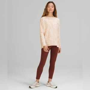 Lululemon Back in Action Long Sleeve Shirt
Marmoleado Tie Dye